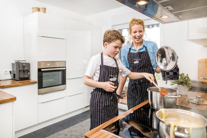 Solutii de curatare Solutii de curatare si decapanti pentru materiale multiple