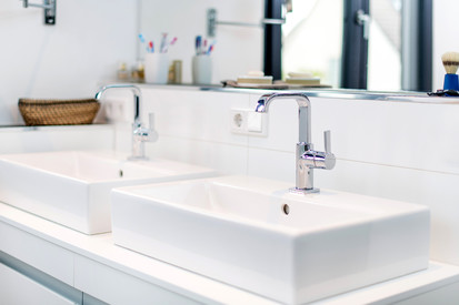 Solutii de curatare Solutii de curatare si decapanti pentru materiale multiple