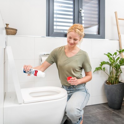 Mellerud Chemie GMBH Solutii de curatare - Solutii de curatare si decapanti pentru materiale multiple Mellerud