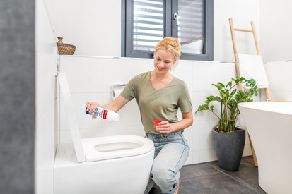 Solutii de curatare Solutii de curatare si decapanti pentru materiale multiple