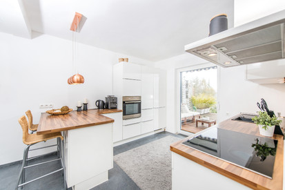 Solutii de curatare Solutii de curatare si decapanti pentru materiale multiple