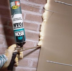 Spume poliuretanice profesionale pentru constructii BISON