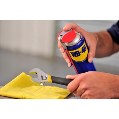 WD-40  Lubrifiant multifunctional  - Spray lubrifiant pentru curatare, ungere, protectie antirugina WD-40