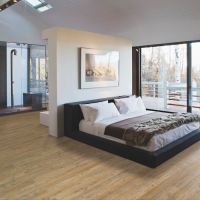 WICANDERS Dormitor cu parchet din pluta - Pardoseli impermeabile din pluta cu rezistenta mare la uzura