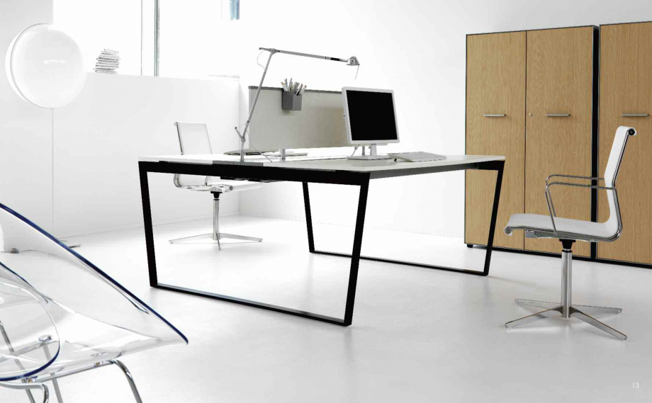 Pagina 8-Mobilier pentru birouri  IVM Colectia ARKO Catalog, brosura Engleza, Franceza, Italiana ). Per la...