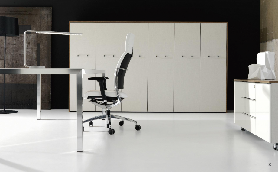 Pagina 19-Mobilier pentru birouri IVM Colectia FLY Catalog, brosura Engleza, Franceza, Italiana apertura di...