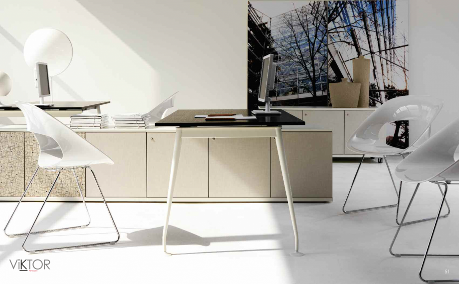 Pagina 27-Mobilier pentru birouri IVM Colectia VIKTOR Catalog, brosura Engleza, Italiana hiave in duplice...