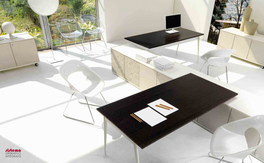 Pagina 28-Mobilier pentru birouri IVM Colectia VIKTOR Catalog, brosura Engleza, Italiana classe E1, placcato...