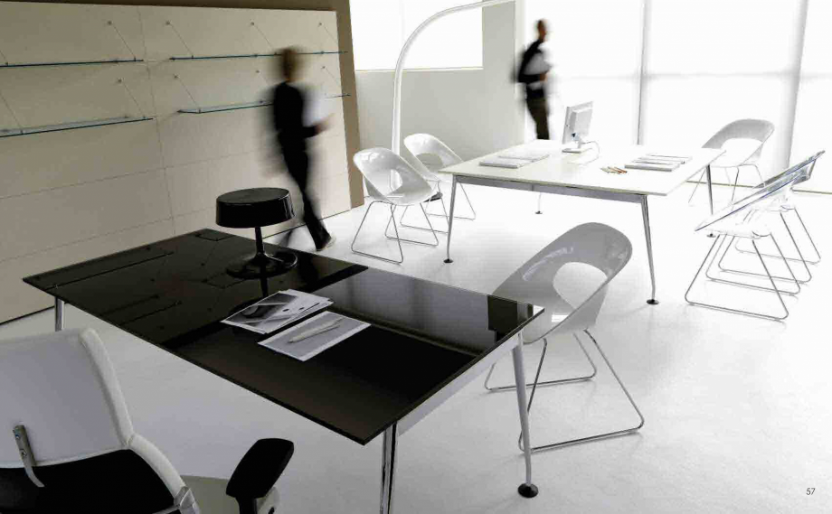 Pagina 30-Mobilier pentru birouri IVM Colectia VIKTOR Catalog, brosura Engleza, Italiana  in MELAMINICO...