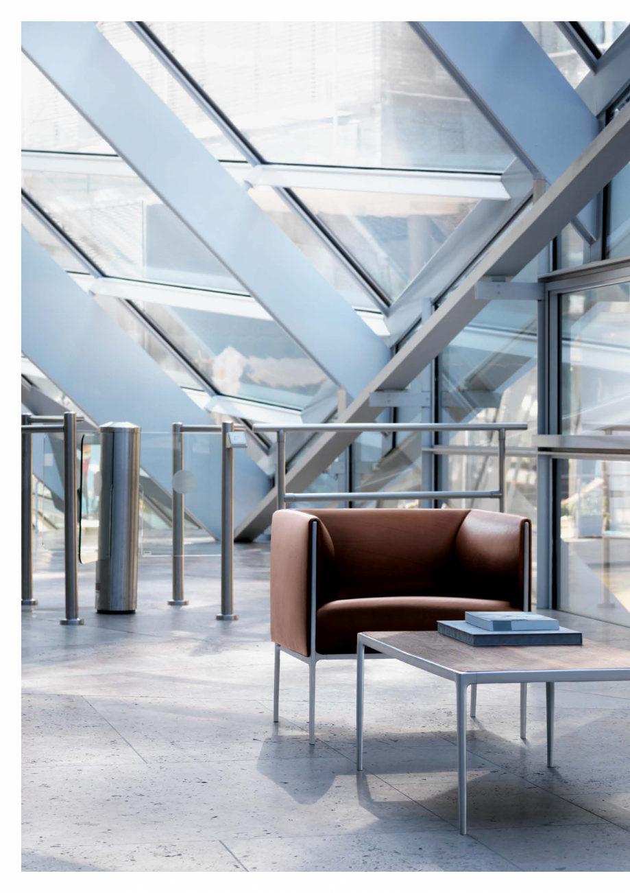 Pagina 4-Mobilier tapitat Wilkhahn Asienta Catalog, brosura Engleza the
frame and an under frame that’s...