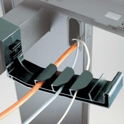 Sistem de management al cablurilor Cable holder  Cable Holder Sistem de management al cablurilor 