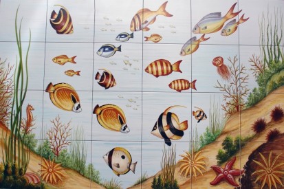 Peisaj subacvatic pesti Faianta pictata pentru piscine