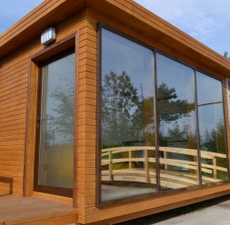 Panouri termoizolante pentru acoperisuri si pereti GLULAM