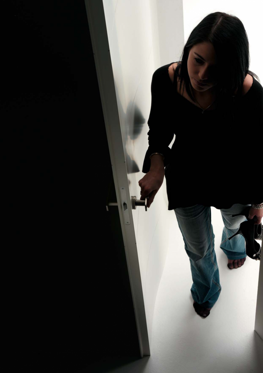 Pagina 2-Broasca usi silentioasa - Pliant AGB Mediana Evolution Catalog, brosura Engleza th and quietness...