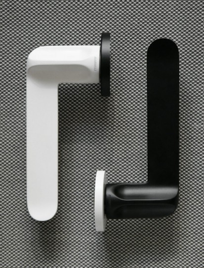 Detalii maner - variante in alb si negru MM80 Manere de interior