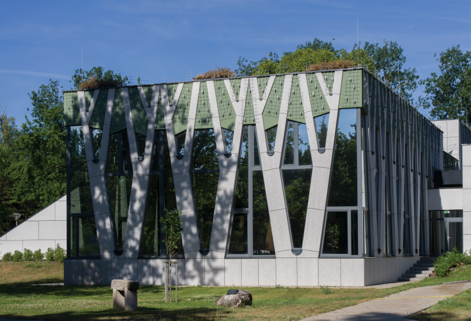 Pagina 17-Referinte EQUITONE in Ungaria EQUITONE [natura] [natura], [natura] PRO Lucrari, proiecte Romana 