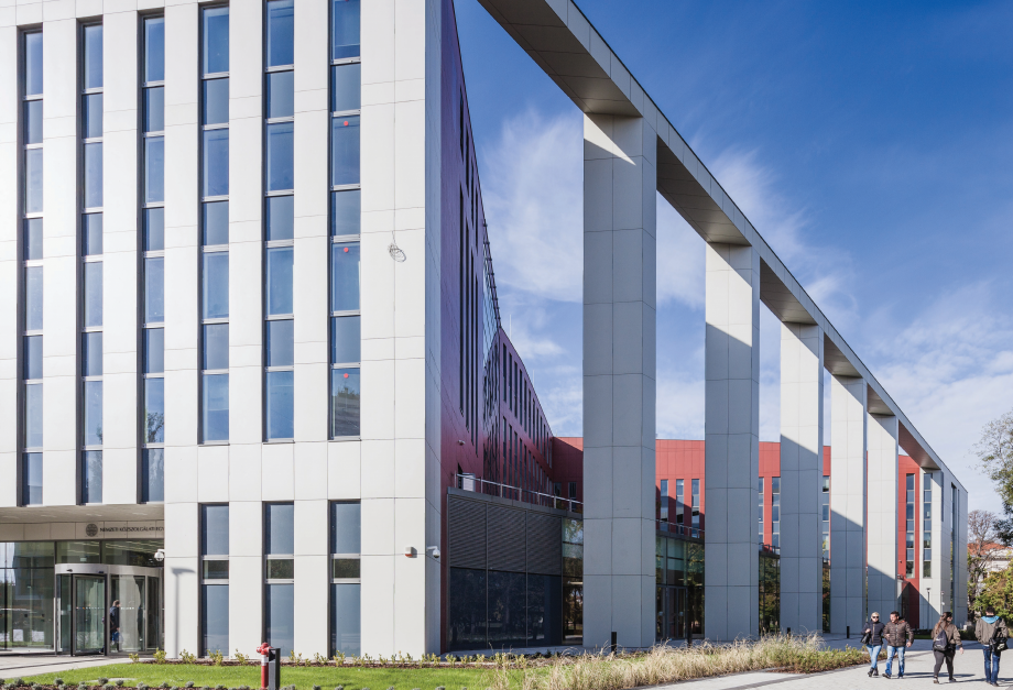 Pagina 34-Referinte EQUITONE in Ungaria EQUITONE [natura] [natura], [natura] PRO Lucrari, proiecte Romana 