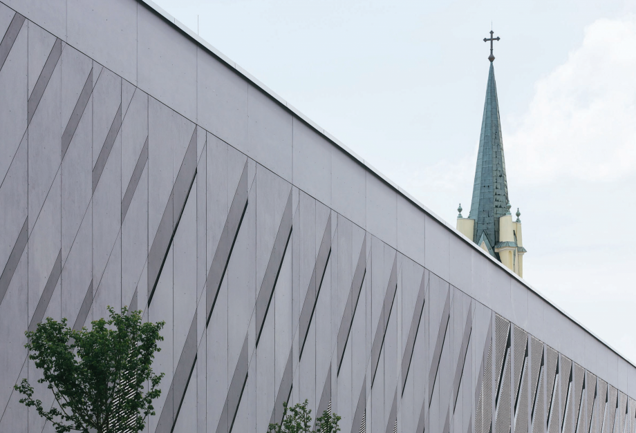 Pagina 14-Referinte EQUITONE in Ungaria  EQUITONE [pictura]  [pictura] Lucrari, proiecte Romana 