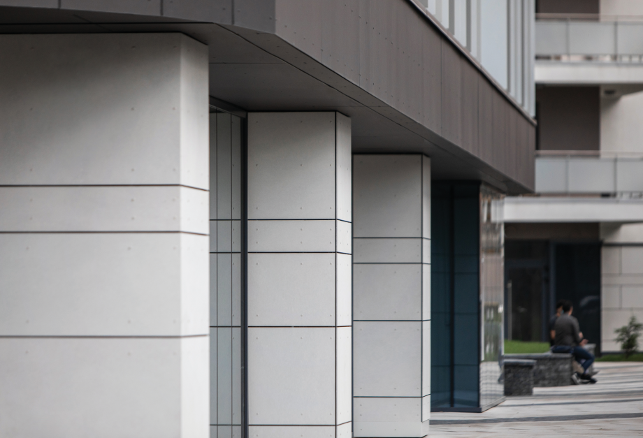 Pagina 22-Referinte EQUITONE in Romania EQUITONE [linea] [linea], [lunara] Lucrari, proiecte Engleza 