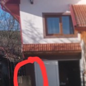Bună ziua! Am o casă unde a apărut o crăpătură la unul din stâlpi Acolo stâlpul
