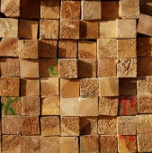 Atelier de tamplarie si depozit cherestea in Brasov