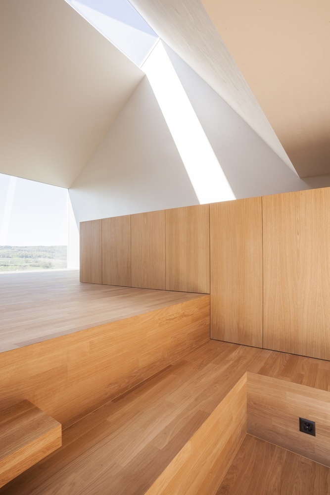 Rodersdorf_6 - Casa prefabricata, minimalista, ascunde interioare spatioase si luminoase
