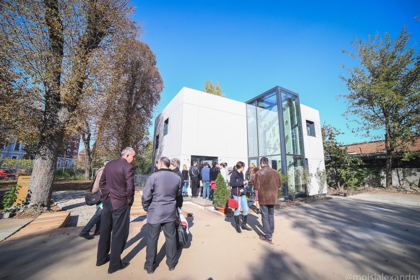 Exterior - Casa viitorului, prototipul EFdeN, se gaseste pe traseul Noptii Muzeelor 2016
