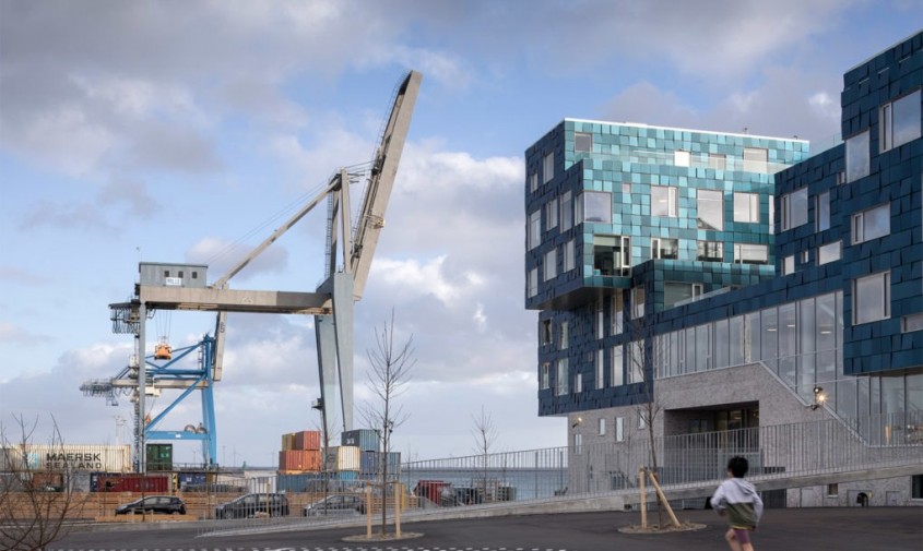 Scoala Nordhavn din Copenhaga - O școală complet acoperită cu 12,000 de panouri solare