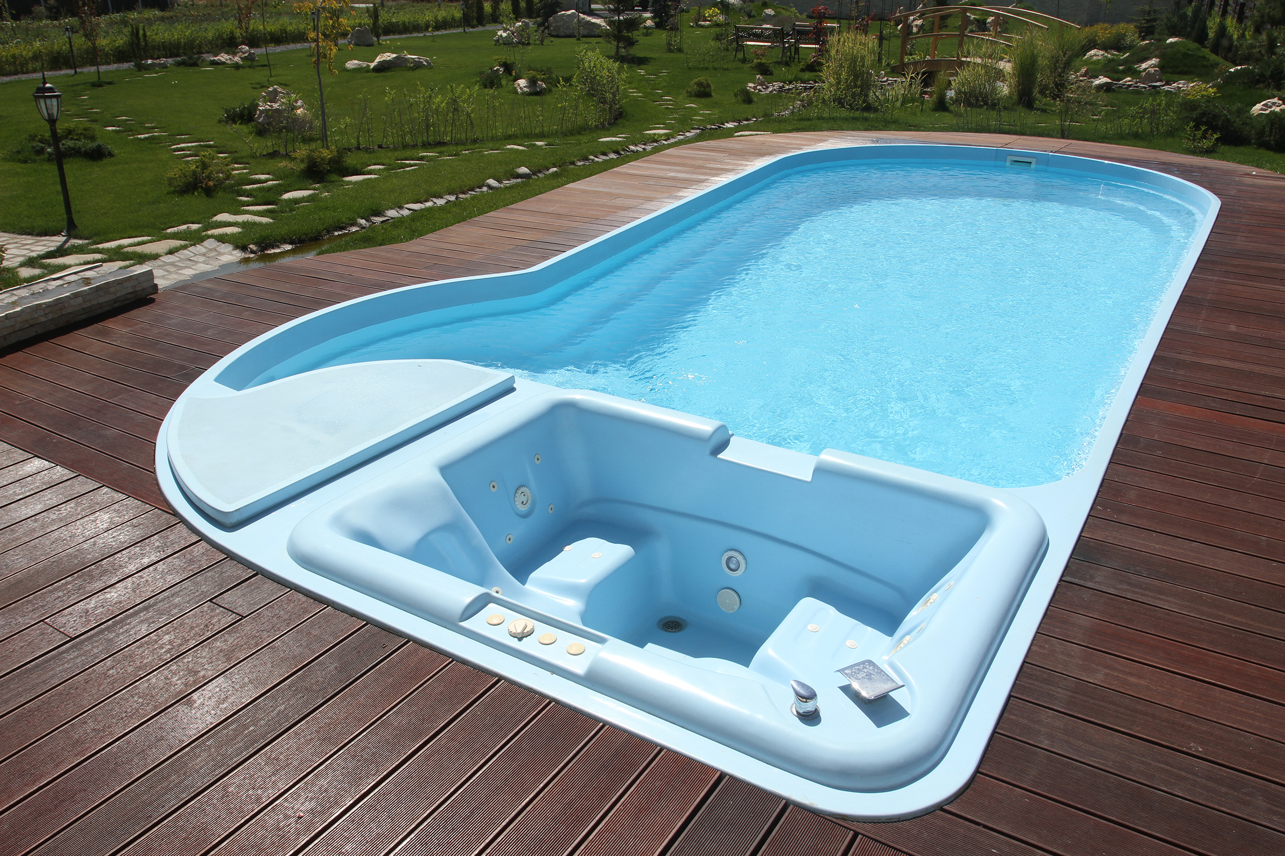 Piscina Ibiza - Fibrex, garantia calitatii piscinei tale!