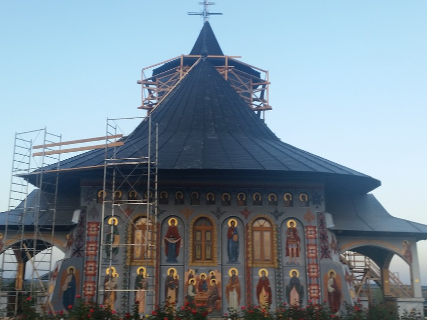 Lucrarile Expo Test Construct continua la Manastirea Alexandru Vlahuta din judetul Vaslui - Lucrarile Expo Test