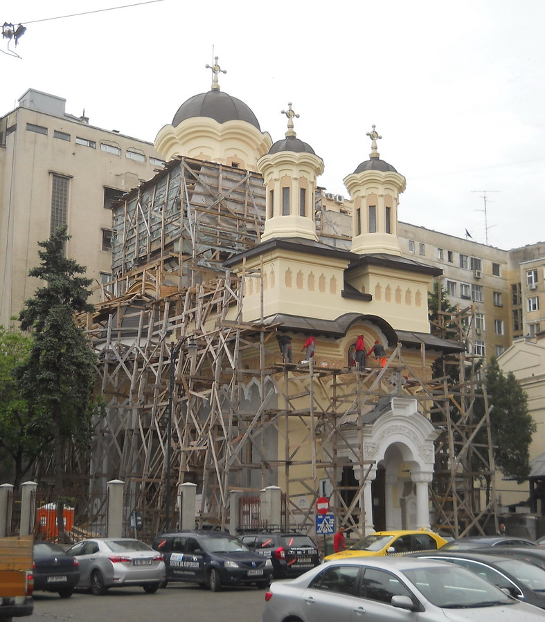 Renovarea Bisericii Boteanu-Ienii - Expo Test Construct ia parte la renovarea cladirilor istorice