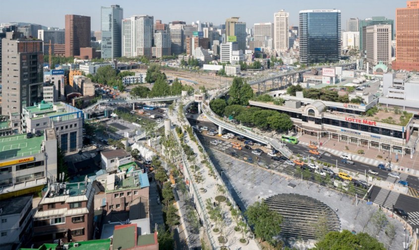 Autostrada suspendata "Seoullo 7017" - Autostradă suspendată transformată în "oraș al plantelor"