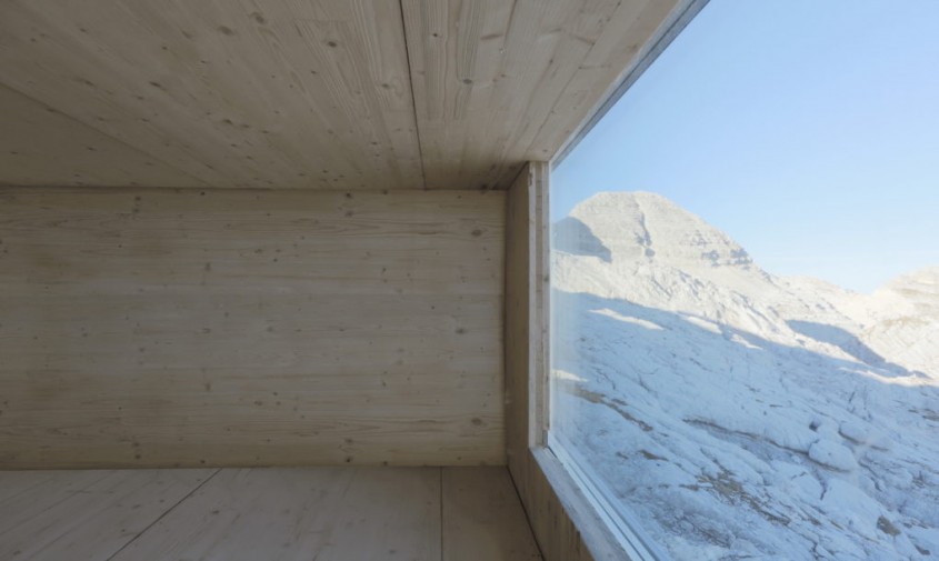 Refugiul Kanin Winter Cabin - Un mic refugiu alpin îi recompensează pe cei care ajung la