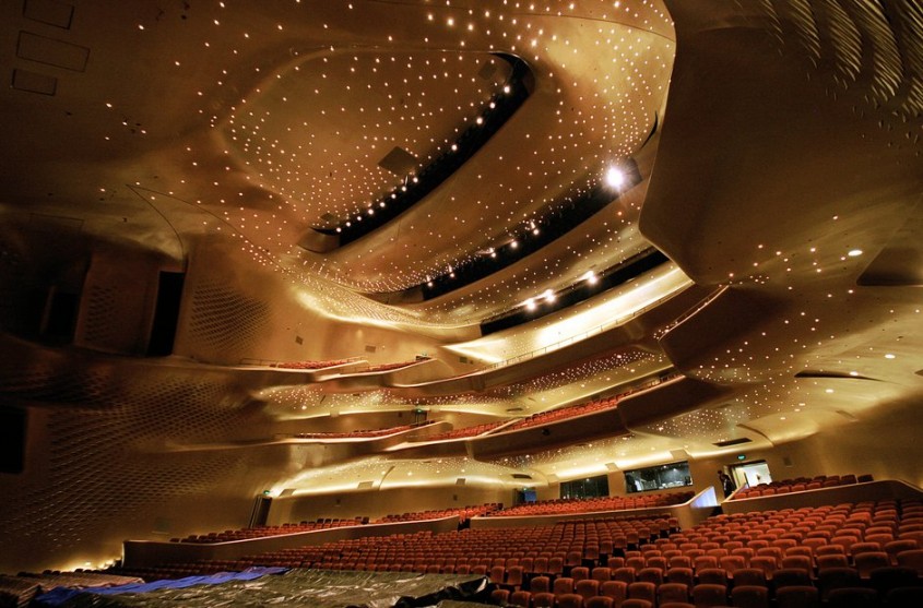 Guangzhou Opera House China - Doliu in lumea arhitecturii Zaha Hadid a decedat ieri in urma