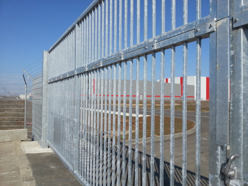 A doua poarta batanta de mari dimensiuni finalizata la Kaufland Logistic Turda - A doua poarta