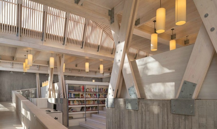 Biblioteca reconstruita dupa cutremur simbol al rezistentei unei comunitati - Biblioteca reconstruita dupa cutremur simbol al