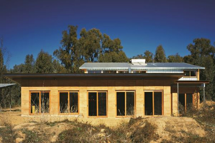 O casa din pamant potrivita climei aride din Australia - O casa din pamant potrivita climei