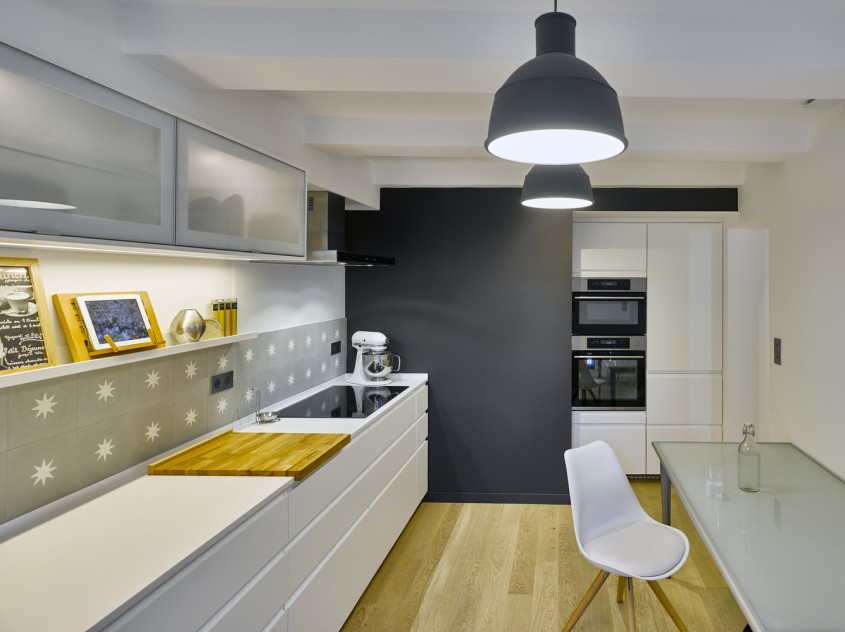 Duplex cu spatii optimizate, minimaliste si elegante - Duplex cu spatii optimizate, minimaliste si elegante