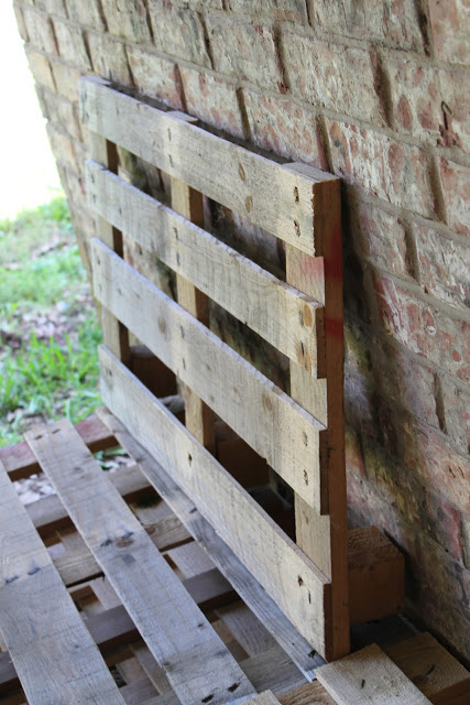 Mobilier de gradina din paleti de lemn - Mobilier de gradina din paleti de lemn