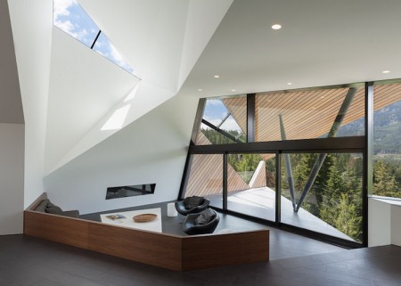 Casa Hadaway - O casa contemporana in varf de munte