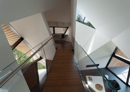 Casa Hadaway - O casa contemporana in varf de munte