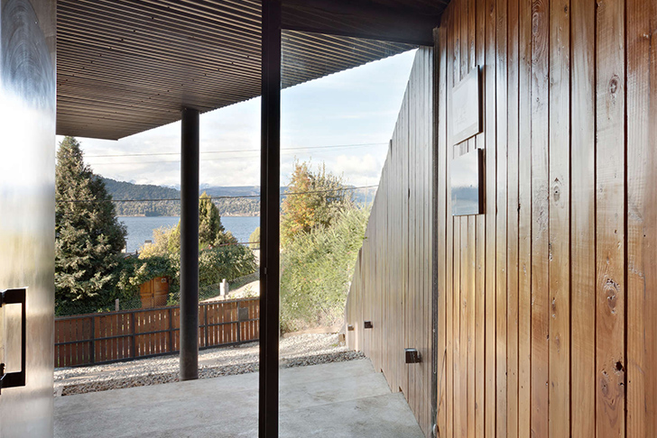 O casa construita sub un teren sacru din Patagonia - O casa construita sub un teren