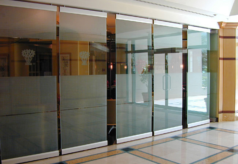 Pereti interiori de sticla - Inchideri terase si balcoane, pereti si compartimentari interioare din sticla