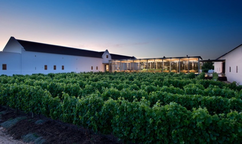Ferma (Farmhouse) - O ferma din Africa de Sud este acum centru pentru relaxare si recreere