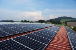 Acoperis cu panouri fotovoltaice - Rises Romania