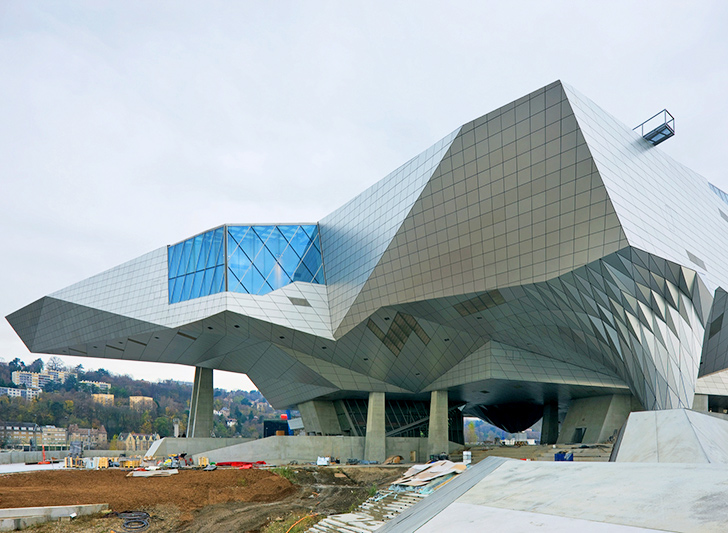 Muzeul Confluentelor - Noul Muzeu al Confluentelor arata ca o nava spatiala