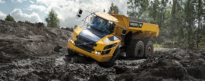 Camioane articulate Volvo: productie continua Camioane articulate Volvo: productie continua - Camioane articulate Volvo: productie continua