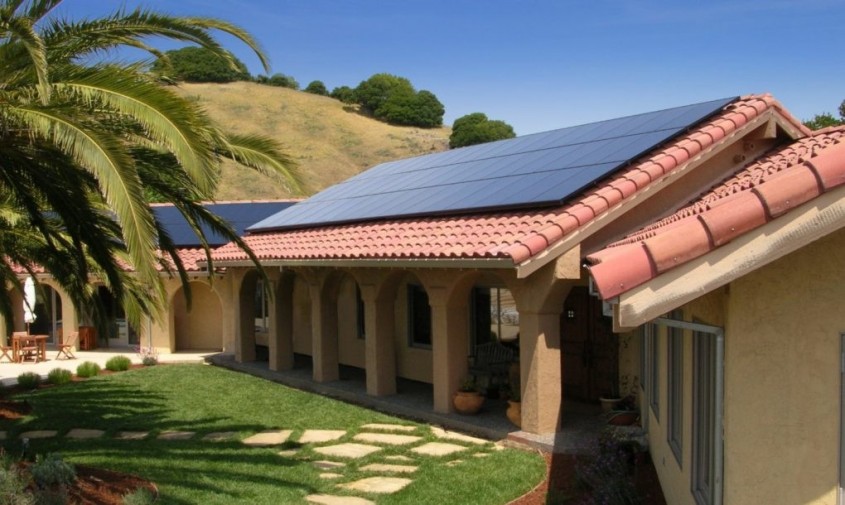 Șindrilele solare SunPower sunt cu 15% mai eficient decât fotovoltaicii convenționali - Șindrilele solare SunPower sunt