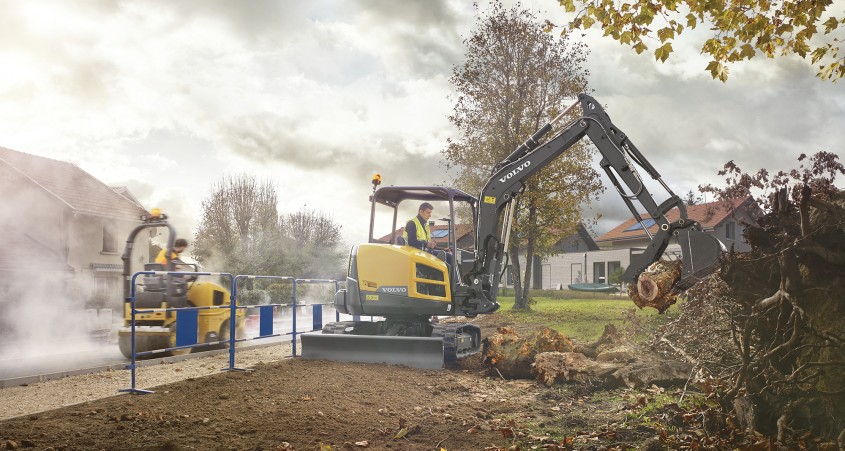 Excavatoare compacte Volvo - utilaje mici productivitate mare - Excavatoare compacte Volvo - utilaje mici productivitate