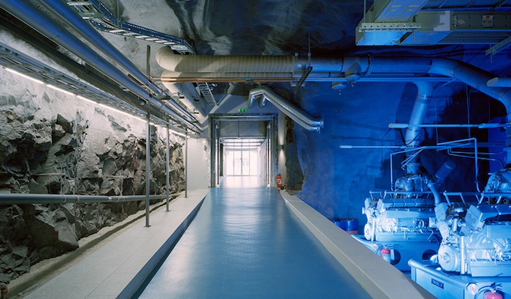 Adapost anti-atomic transformat in spatiu de birouri - Adapost anti-atomic transformat intr-un spatiu de birouri modern
